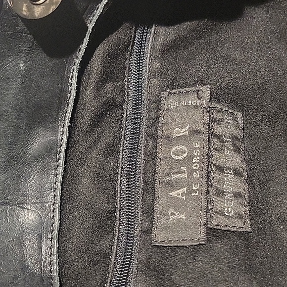 FALOR Italian Vintage Leather Purse - Picture 5 of 8